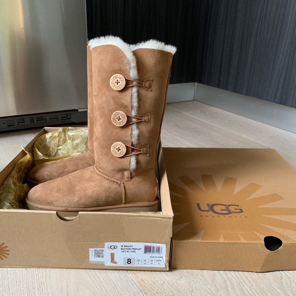 BRAND NEW UGGs